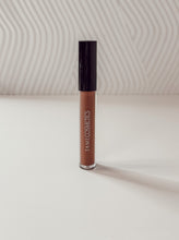 Load image into Gallery viewer, Blushed Lustre Lasting Lip Gloss