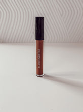 Load image into Gallery viewer, Kiss Me Lustre Lasting Lip Gloss